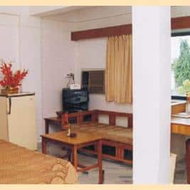 Hotel Meru, Pune 4